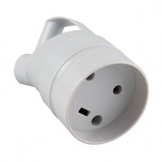 Legrand 55003 Розетка пластиковая 2К+З с кольцом 20 А выход кабеля сбоку