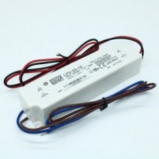 LPV-35-15, AC-DC, 36Вт, IP67, вход 90…264В AC, выход 15В/2,4А, изоляция 3000В AC, в кожухе 148х40х30мм, -30…+75°С